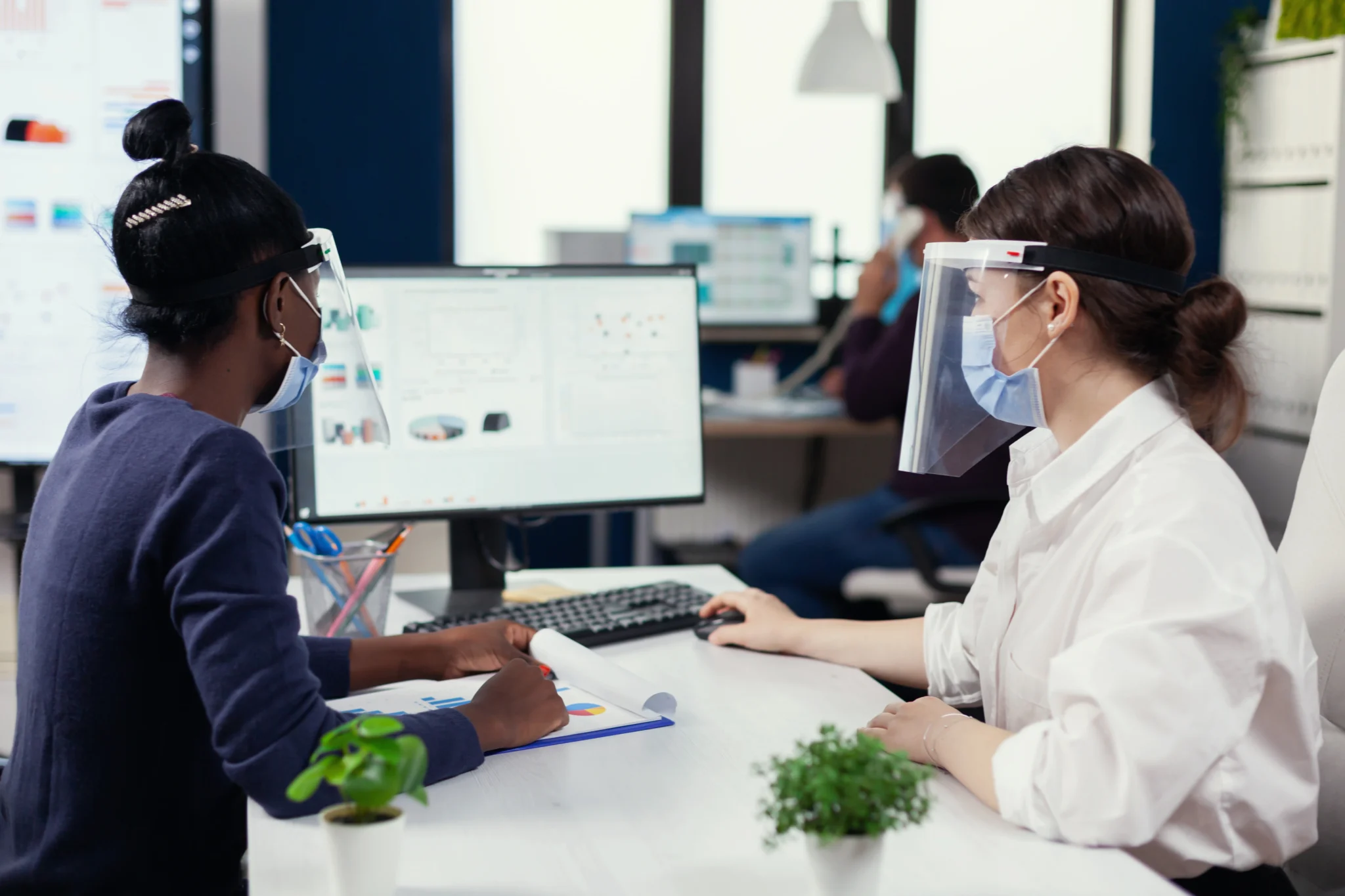Build vs Buy: A High-Level Comparison for Healthcare Decision-Makers