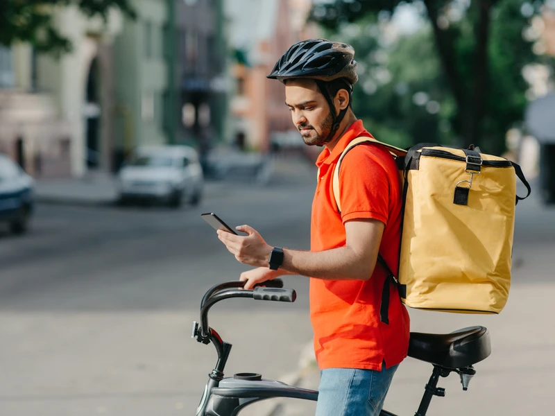 E-commerce delivery apps