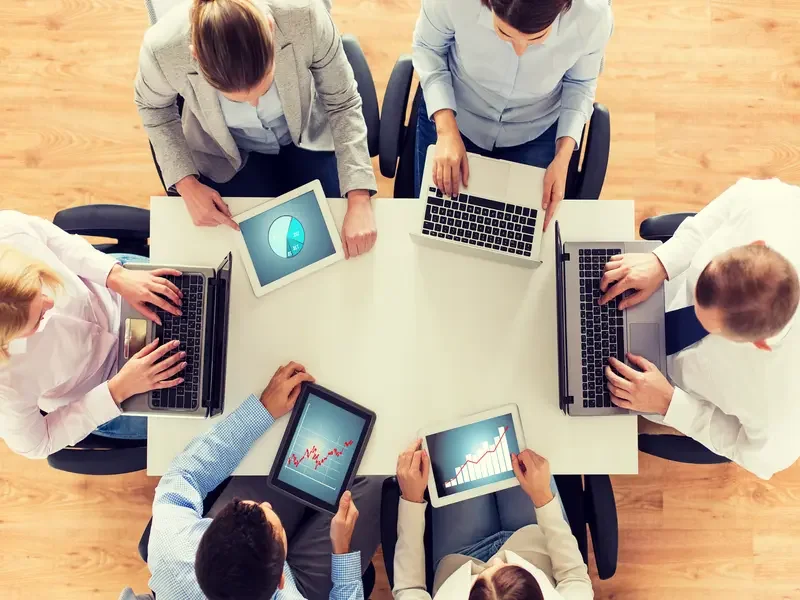 Multi-Technology Mobile Development Teams