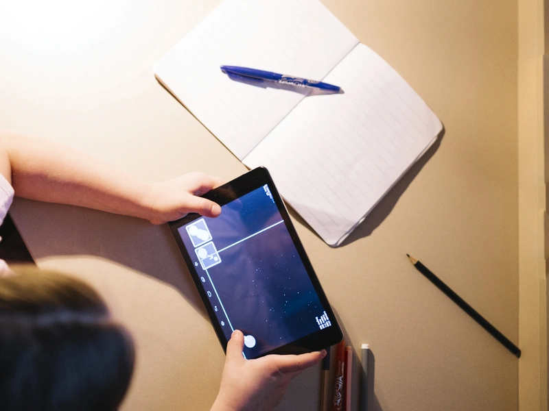 Education & E-Learning mobile app preview