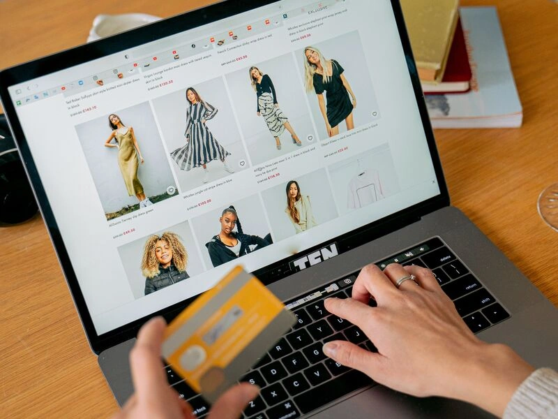 E-Commerce mobile app preview