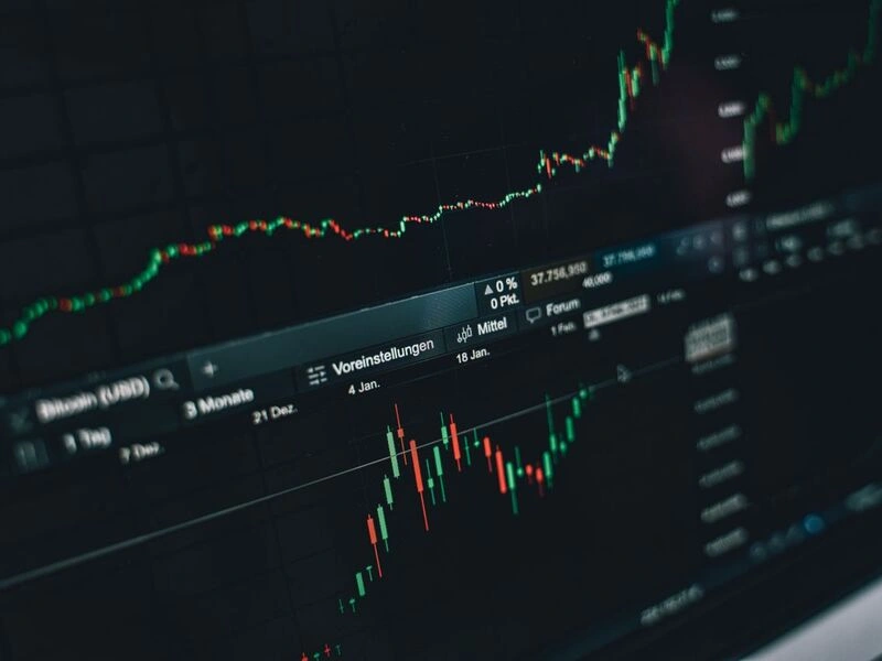 Real Data with Visibility on Performance