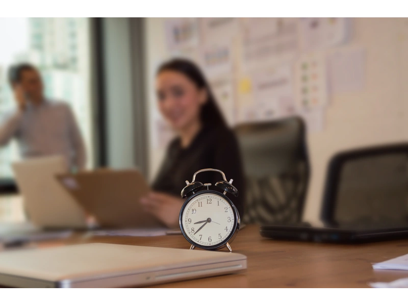 Local Time & Calendar