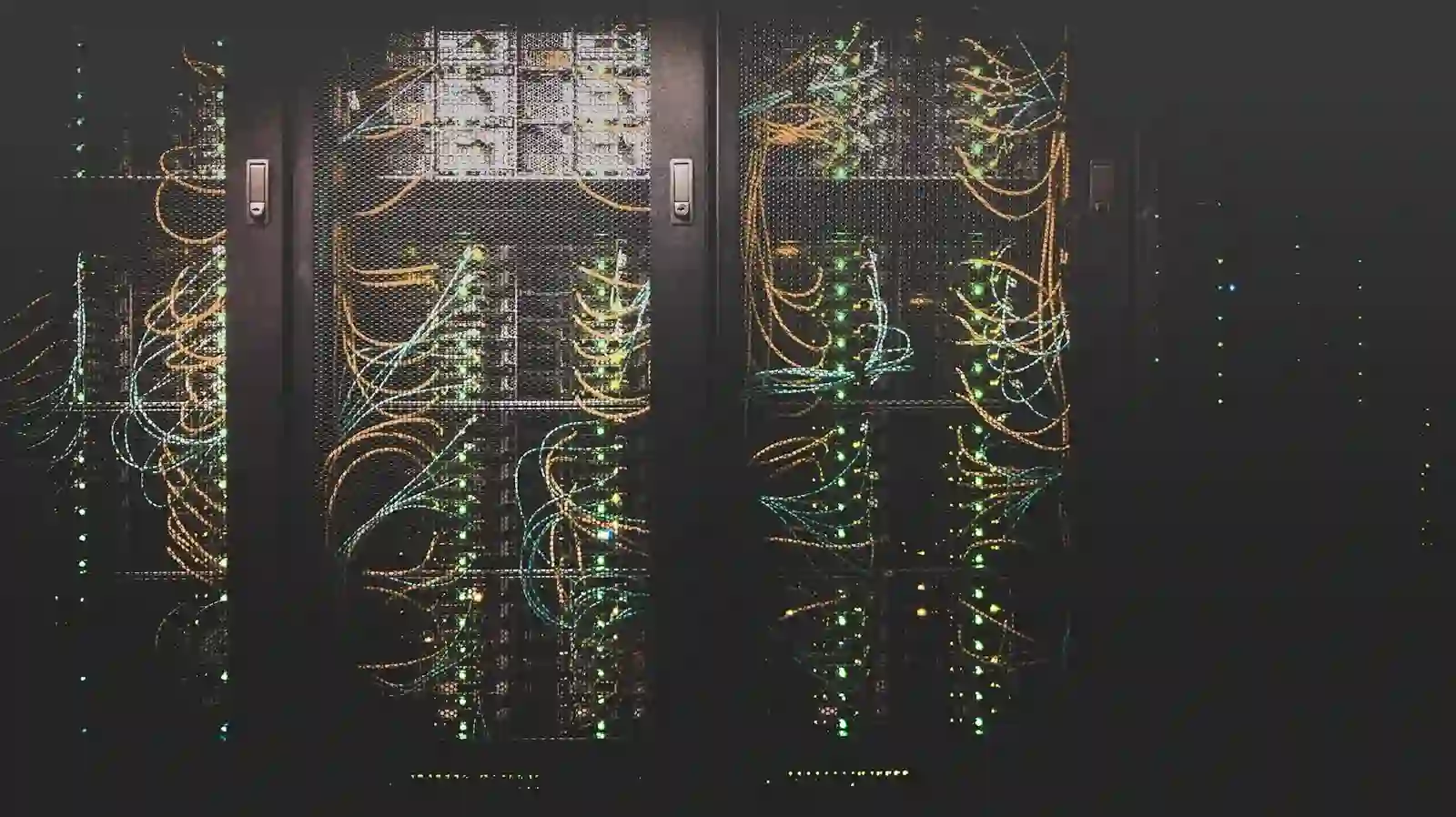 Augmented Reality (AR)