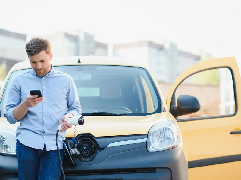 Electric Vehicle (EV) Taxi Apps