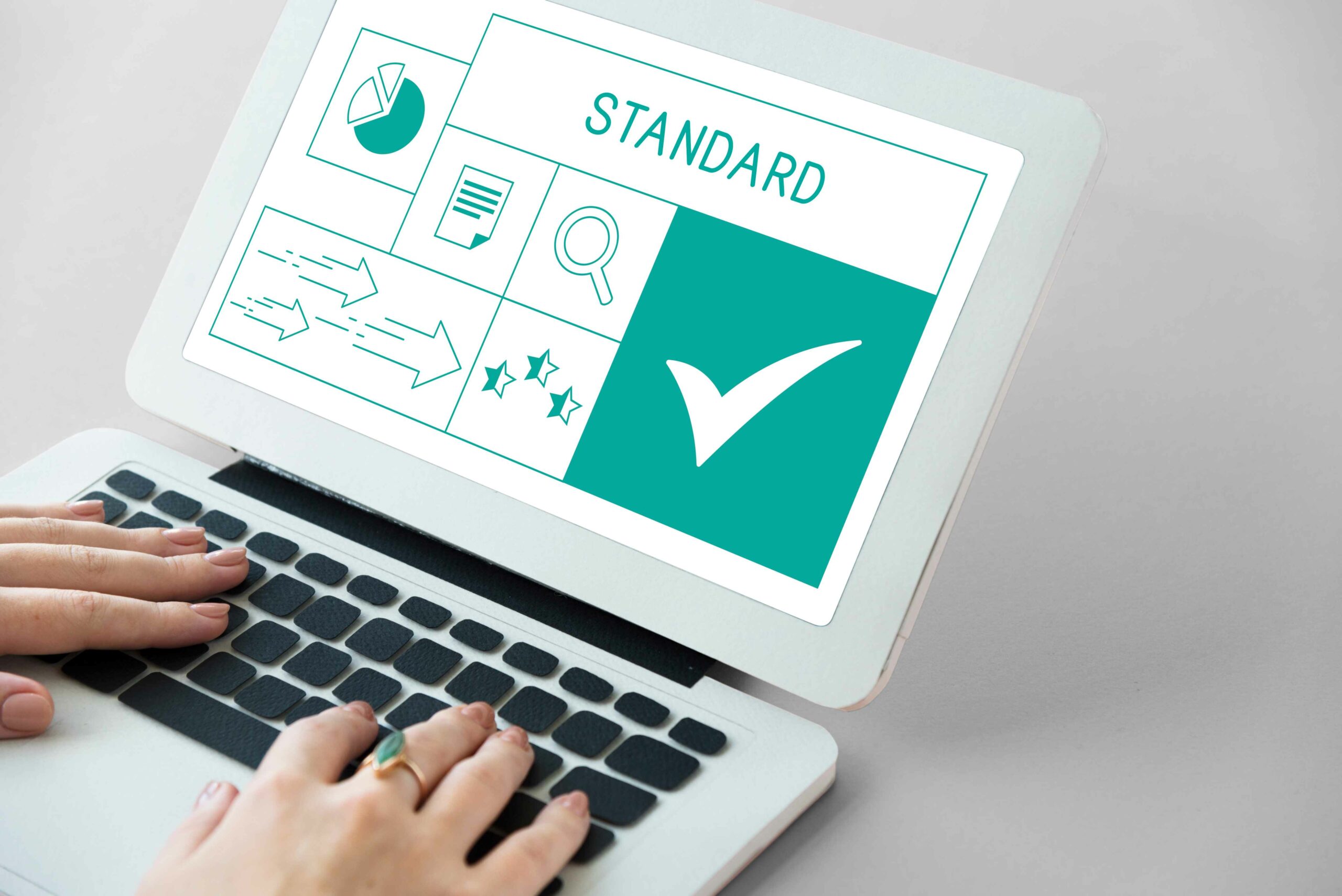 illustration-quality-product-warranty-assurance-laptop (1)