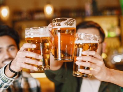 indian-friends-pub-guys-girl-bar-celebration-mug-beer-1004x1024